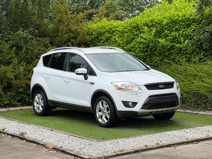 Ford KUGA 2.0 TDCi Zetec 2WD Euro 5 5dr