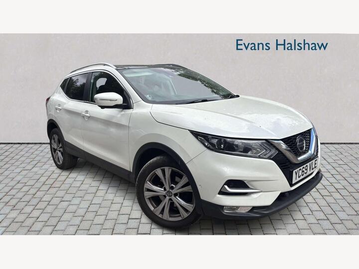 Nissan QASHQAI HATCHBACK 1.3 DIG-T N-Connecta Euro 6 (s/s) 5dr