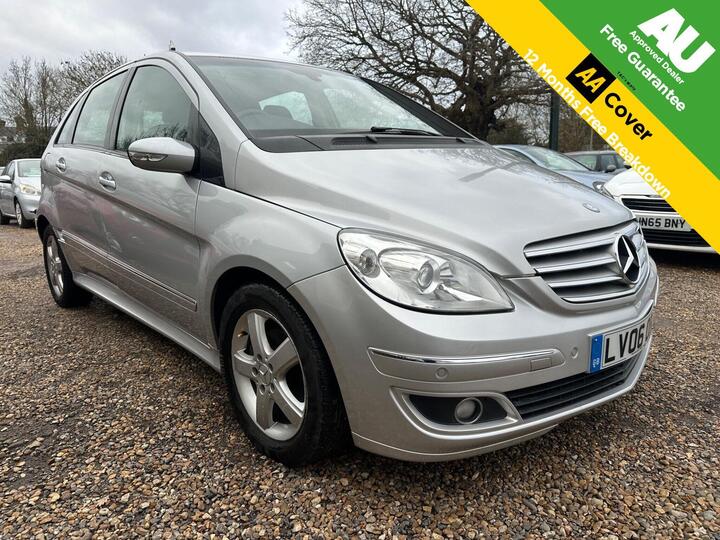 Mercedes-Benz B Class 2.0 B200 SE CVT 5dr Mercedes-Benz B Class 2.0 B200 SE CVT 5dr