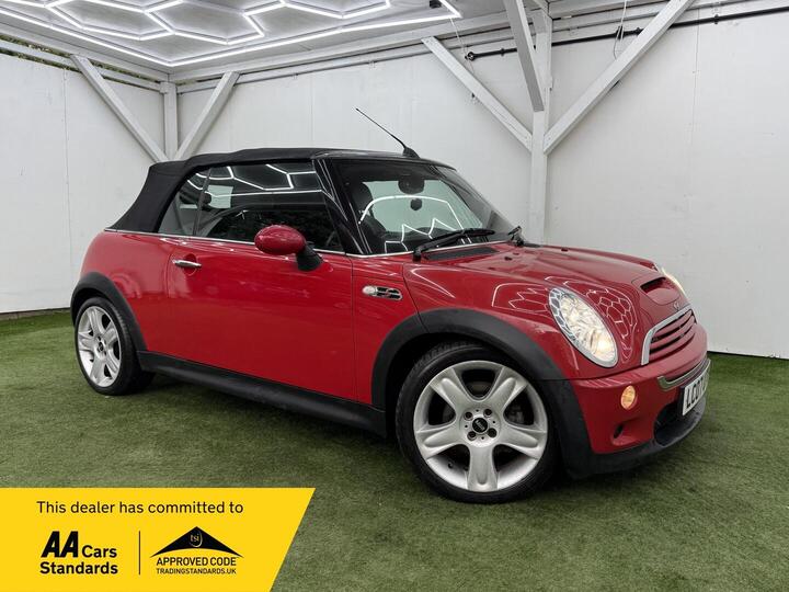 MINI Convertible 1.6 Cooper S Steptronic Euro 4 2dr (AC) MINI Convertible 1.6 Cooper S Steptronic Euro 4 2dr (AC)