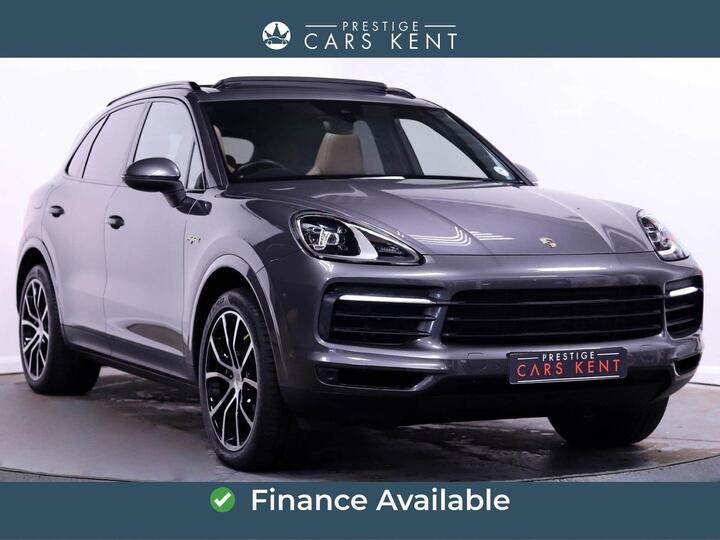 Porsche Cayenne 3.0 V6 E-Hybrid 17.9kWh TiptronicS 4WD Euro 6 (s/s) 5dr (3.6kW Charger) Porsche Cayenne 3.0 V6 E-Hybrid 17.9kWh TiptronicS 4WD Euro 6 (s/s) 5dr (3.6kW Charger)