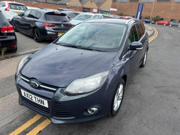 Ford Focus 1.6 Zetec Powershift Euro 5 5dr