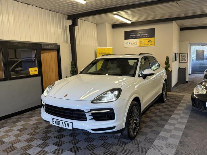 Porsche Cayenne 3.0T V6 TiptronicS 4WD Euro 6 (s/s) 5dr
