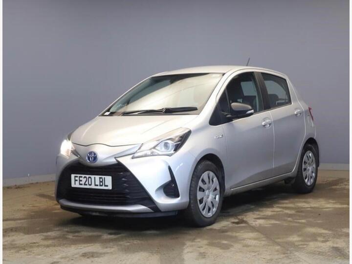 Toyota Yaris 1.5 VVT-h Active E-CVT Euro 6 (s/s) 5dr