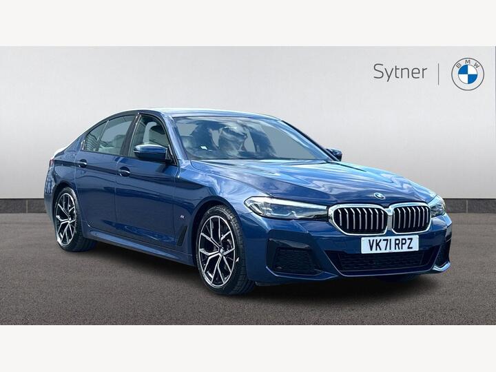 BMW 5 Series 2.0 520d MHT M Sport Steptronic Euro 6 (s/s) 4dr BMW 5 Series 2.0 520d MHT M Sport Steptronic Euro 6 (s/s) 4dr