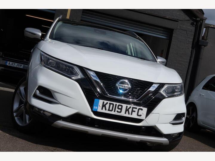 Nissan QASHQAI 1.3 DIG-T N-Motion Euro 6 (s/s) 5dr