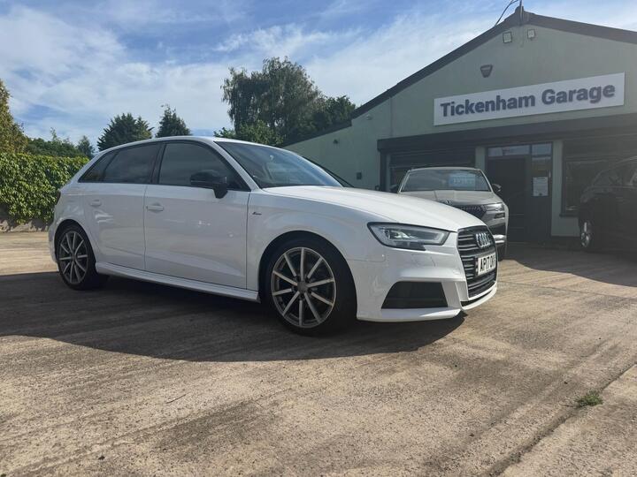 Audi A3 1.5 TFSI CoD Black Edition Sportback Euro 6 (s/s) 5dr