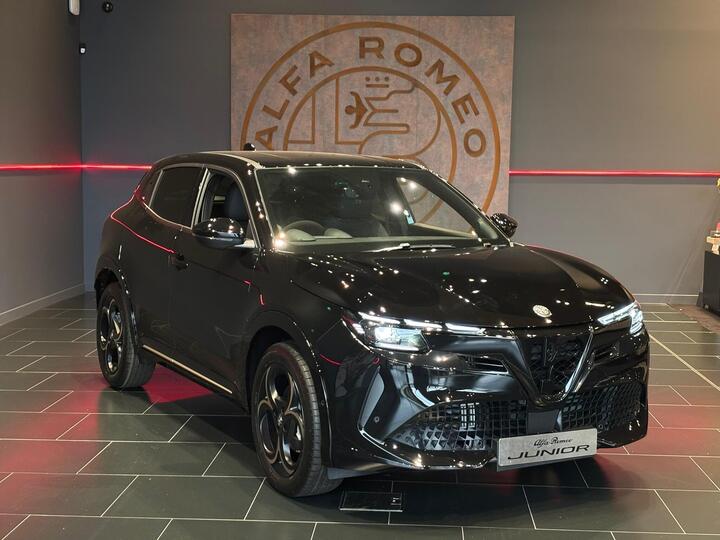 Alfa Romeo Junior 1.2 MHEV Ibrida Intensa E-DCT Euro 6 (s/s) 5dr