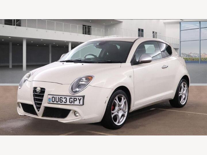 Alfa Romeo MiTo 1.4 TB MultiAir Distinctive Euro 5 (s/s) 3dr Alfa Romeo MiTo 1.4 TB MultiAir Distinctive Euro 5 (s/s) 3dr