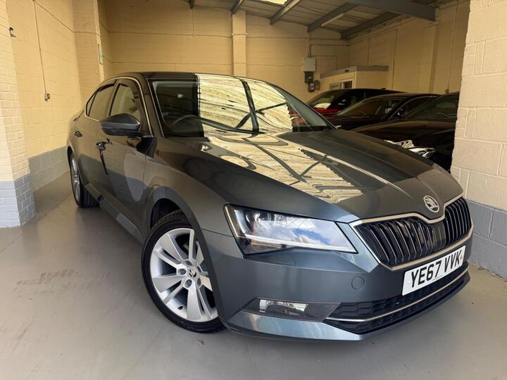 Skoda Superb 2.0 TDI SE L Executive DSG Euro 6 (s/s) 5dr Skoda Superb 2.0 TDI SE L Executive DSG Euro 6 (s/s) 5dr