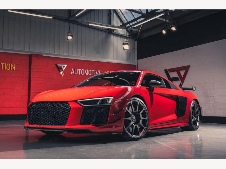 Audi R8 5.2 FSI V10 Plus (Performance Parts) S Tronic Quattro Euro 6 (s/s) 2dr