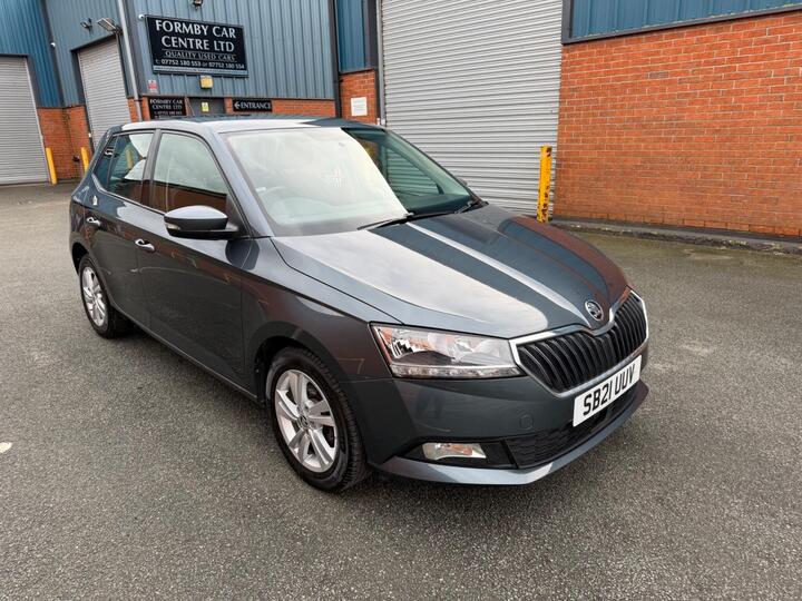 Skoda Fabia 1.0 TSI SE Euro 6 (s/s) 5dr Skoda Fabia 1.0 TSI SE Euro 6 (s/s) 5dr