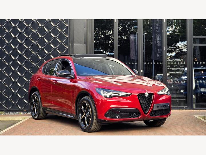 Alfa Romeo Stelvio 2.0T Intensa Auto Q4 AWD Euro 6 (s/s) 5dr