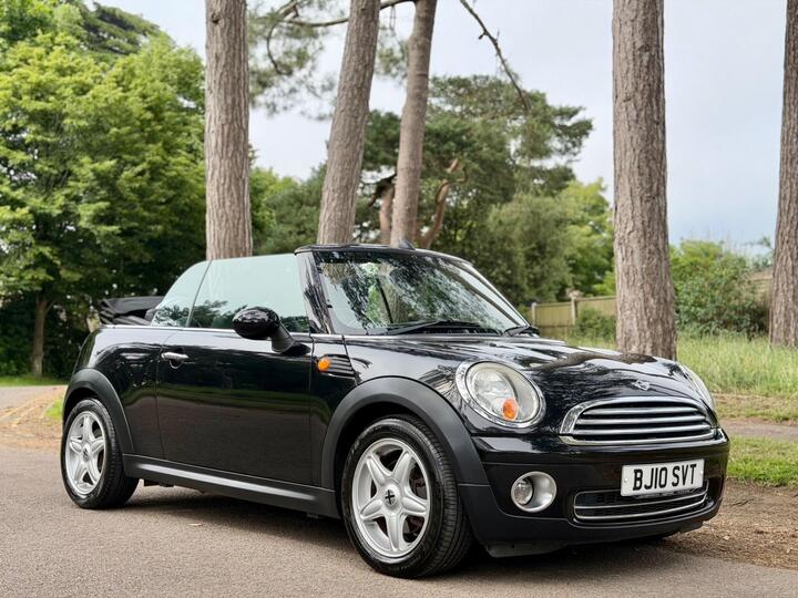 MINI Convertible 1.6 Cooper Euro 5 2dr