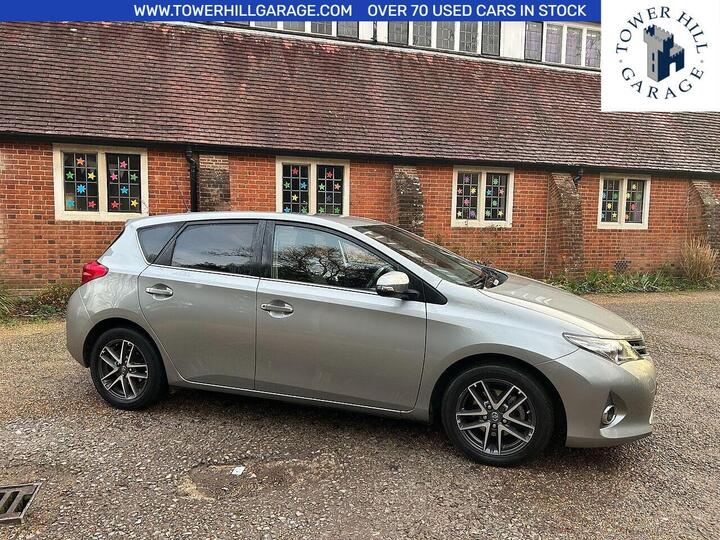 Toyota Auris 1.6 V-Matic Icon Plus Euro 5 5dr