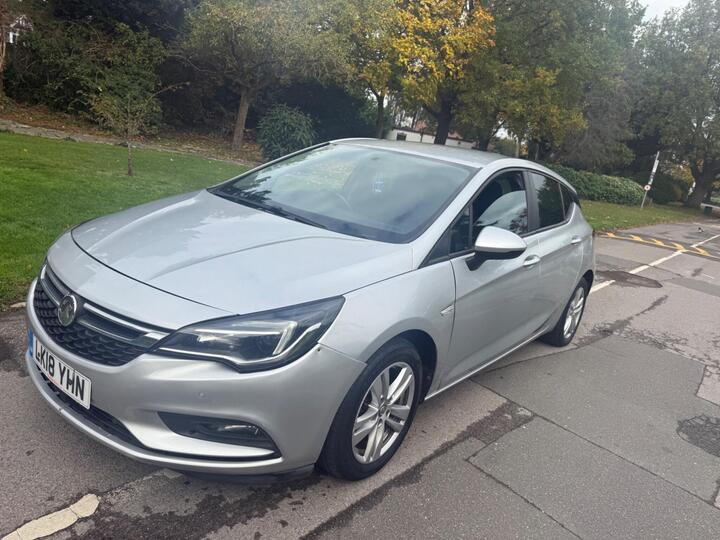 Vauxhall Astra 1.6 CDTi EcoTEC BlueInjection Tech Line Nav Euro 6 (s/s) 5dr