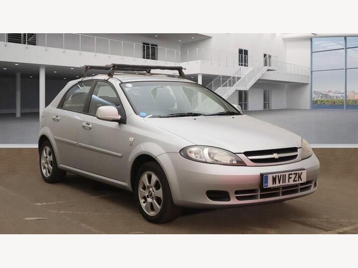 Chevrolet LACETTI 1.6 SX 5dr