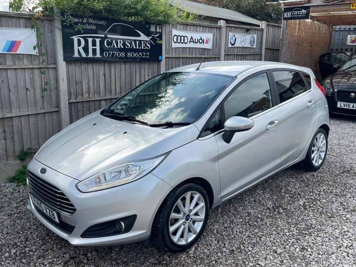 Ford Fiesta 1.0T EcoBoost Titanium Euro 6 (s/s) 5dr
