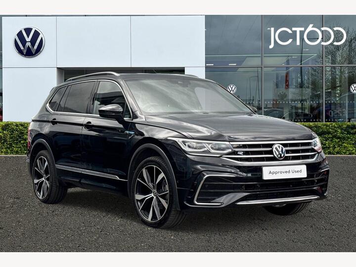 Volkswagen Tiguan Allspace 2.0 TDI R-Line DSG Euro 6 (s/s) 5dr Volkswagen Tiguan Allspace 2.0 TDI R-Line DSG Euro 6 (s/s) 5dr