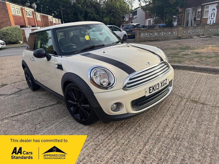 MINI HATCH 1.6 One Euro 5 3dr