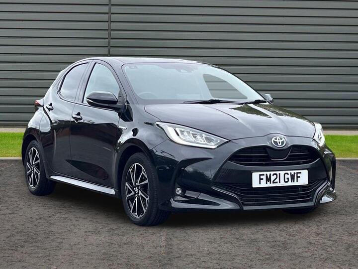 Toyota Yaris 1.5 VVT-h Design E-CVT Euro 6 (s/s) 5dr