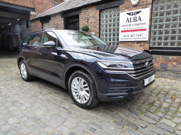 Volkswagen Touareg 3.0 TDI V6 SE Tiptronic 4Motion Euro 6 (s/s) 5dr