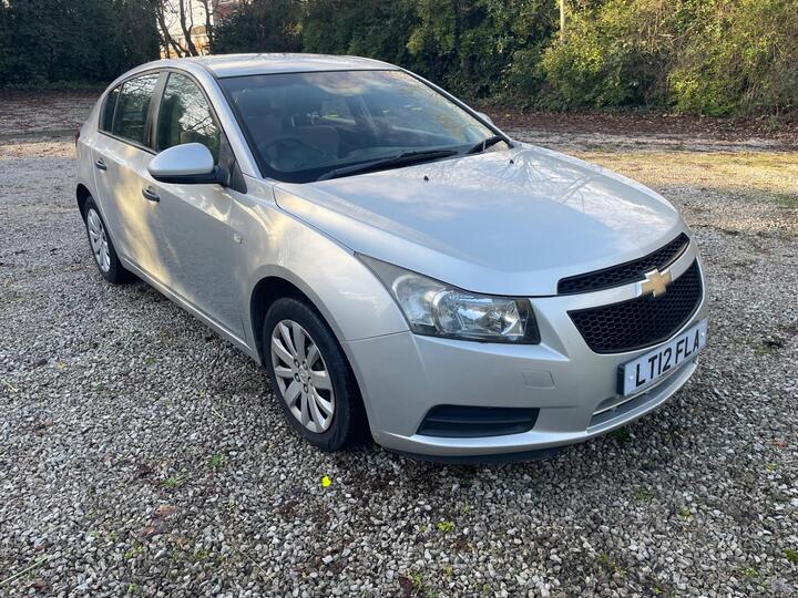 Chevrolet Cruze 1.6 LS Euro 5 4dr
