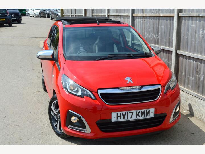 Peugeot 108 1.2 PureTech Allure Top! Euro 6 5dr
