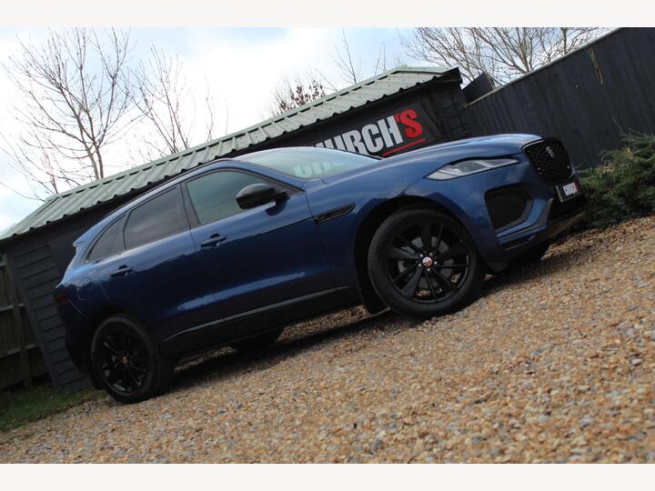 Jaguar F-PACE 2.0 D200 MHEV R-Dynamic Black Auto AWD Euro 6 (s/s) 5dr
