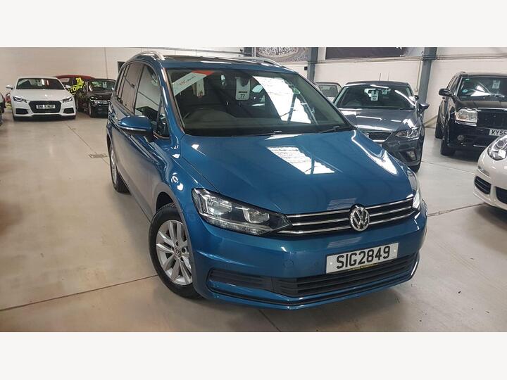 Volkswagen Touran 2.0 TDI BlueMotion Tech SE Family DSG Euro 6 (s/s) 5dr