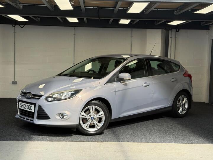 Ford Focus 1.6 Zetec Powershift Euro 5 5dr