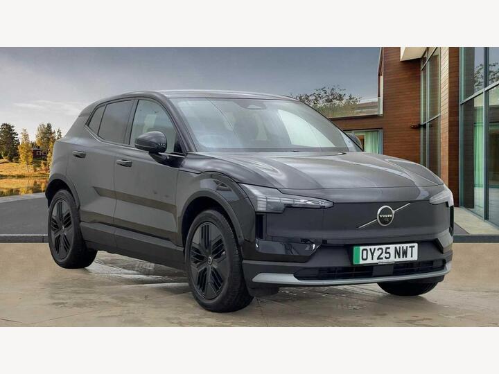 Volvo EX30 Cross Country Twin Performance 69kWh Ultra Auto AWD 5dr