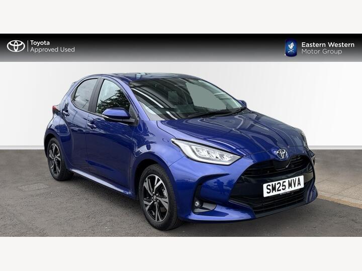 Toyota Yaris 1.5 VVT-h Design E-CVT Euro 6 (s/s) 5dr