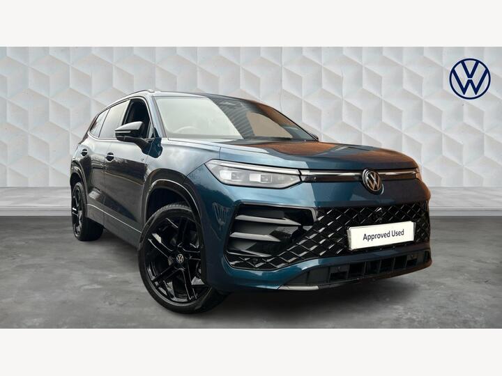 Volkswagen Tayron 1.5 TSI EHybrid 19.7kWh R-Line Edition DSG Euro 6 (s/s) 5dr Volkswagen Tayron 1.5 TSI EHybrid 19.7kWh R-Line Edition DSG Euro 6 (s/s) 5dr