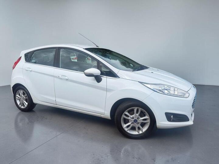 Ford FIESTA 1.25 Zetec Euro 6 5dr