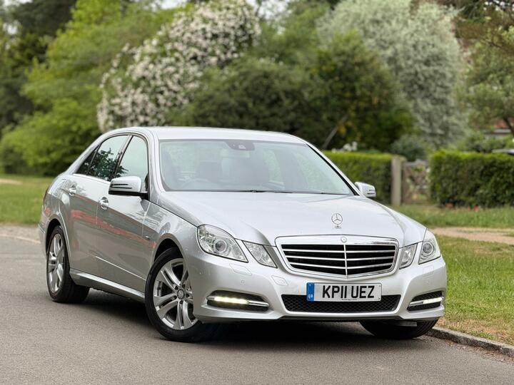 Mercedes-Benz E Class 3.0 E350 CDI V6 BlueEfficiency Avantgarde G-Tronic Euro 5 4dr