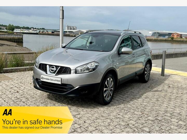 Nissan Qashqai+2 2.0 Tekna 2WD Euro 4 5dr Nissan Qashqai+2 2.0 Tekna 2WD Euro 4 5dr