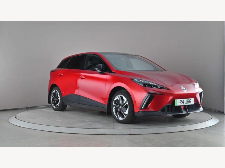 MG MG4 64kWh Trophy Long Range Auto 5dr