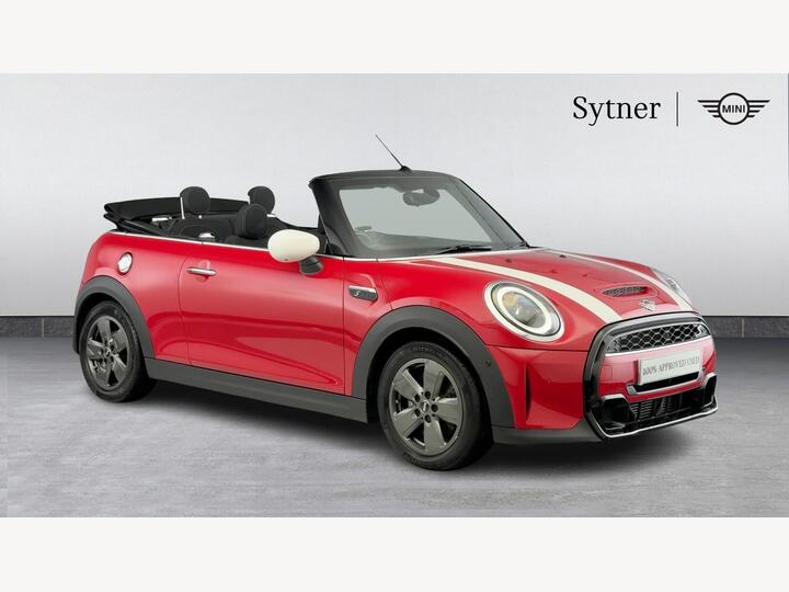 MINI Convertible 2.0 Cooper S Classic Steptronic Euro 6 (s/s) 2dr MINI Convertible 2.0 Cooper S Classic Steptronic Euro 6 (s/s) 2dr