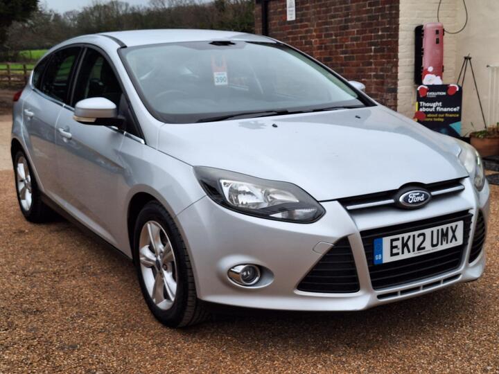 Ford Focus 1.0T EcoBoost Zetec Euro 5 (s/s) 5dr