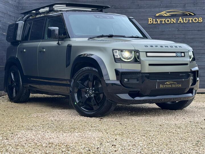 Land Rover Defender 110 3.0 D300 MHEV X-Dynamic HSE Auto 4WD Euro 6 (s/s) 5dr