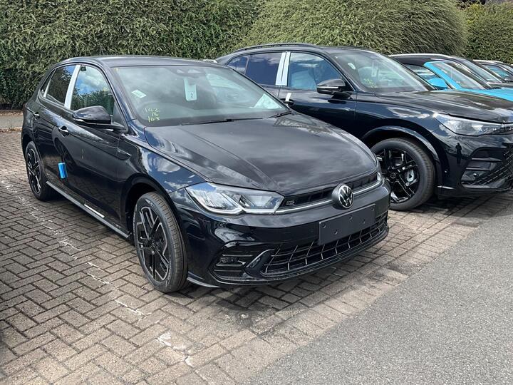 Volkswagen Polo VOLKSWAGEN Polo R-Line 1.0 TSI 95 PS 5-Speed Manual 5 Door