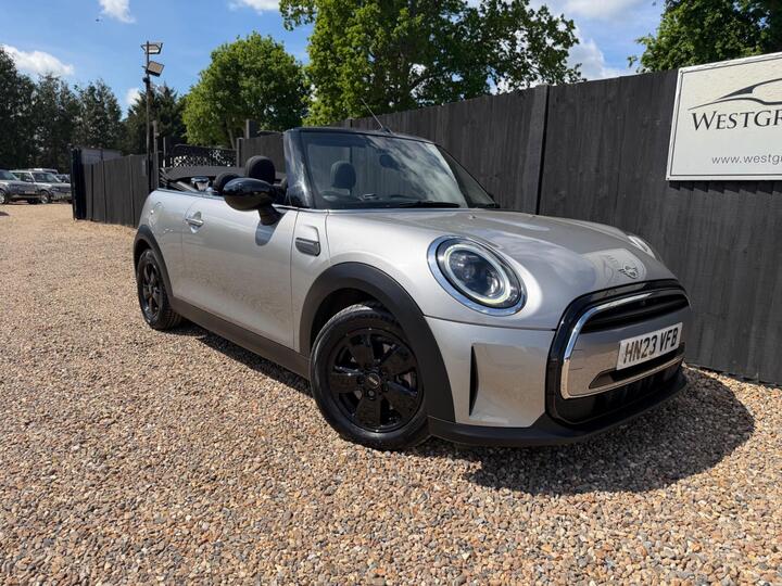 MINI Convertible 1.5 Cooper Classic Steptronic Euro 6 (s/s) 2dr