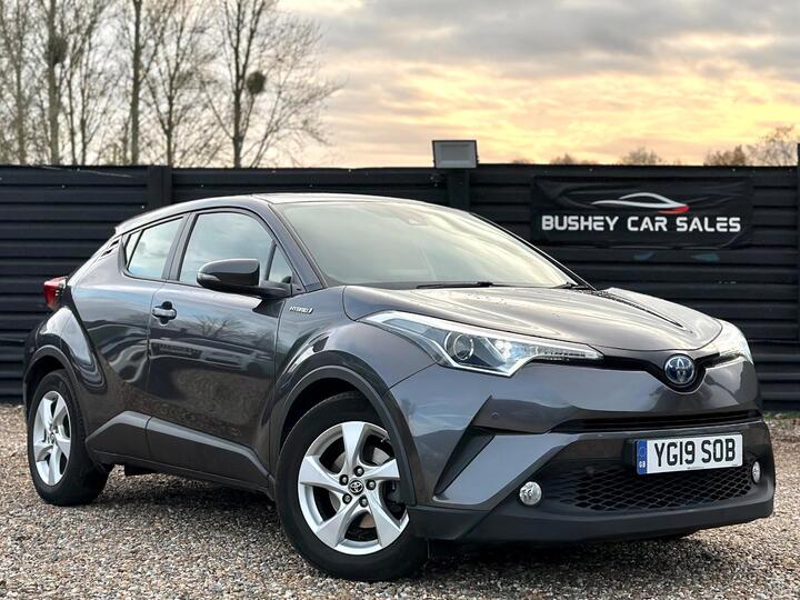 Toyota C-HR 1.8 VVT-h Icon CVT Euro 6 (s/s) 5dr Toyota C-HR 1.8 VVT-h Icon CVT Euro 6 (s/s) 5dr