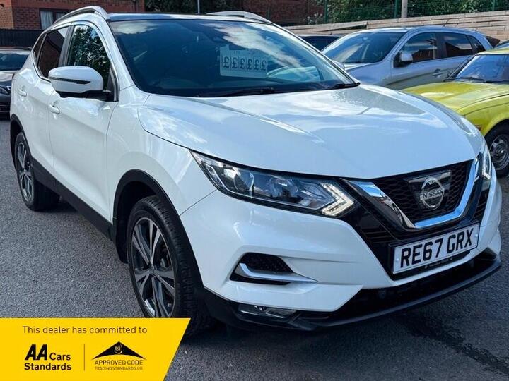 Nissan Qashqai 1.2 DIG-T N-Connecta XTRON Euro 6 (s/s) 5dr