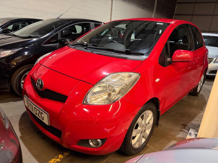 Toyota Yaris 1.33 Dual VVT-i T Spirit Euro 5 (s/s) 3dr