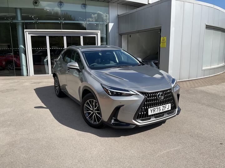 Lexus NX 2.5 450h+ 18.1kWh Premium E-CVT 4WD Euro 6 (s/s) 5dr