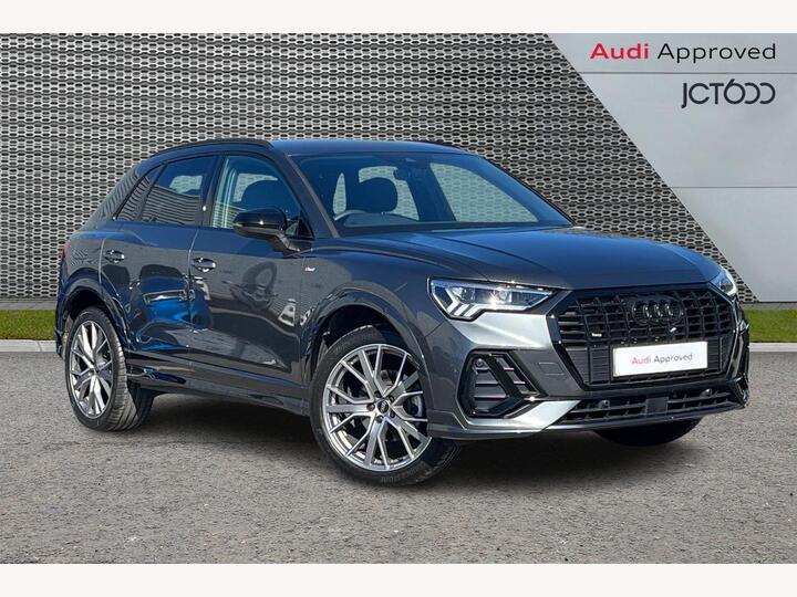 Audi Q3 1.5 TFSI CoD 35 Black Edition S Tronic Euro 6 (s/s) 5dr