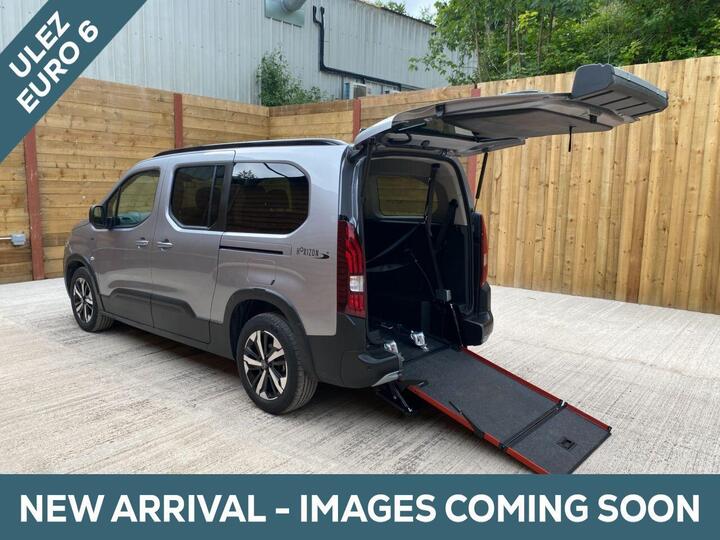 Peugeot RIFTER L2 LWB 5 Seat Auto Wheelchair Accessible Disabled Access Vehicle WAV