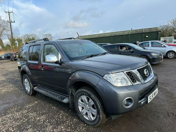 Nissan Pathfinder 2.5 DCi Tekna 4WD Euro 4 5dr